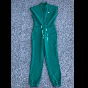 Figs technical collection Rafaela Cargo ScrubJumpsuit size S